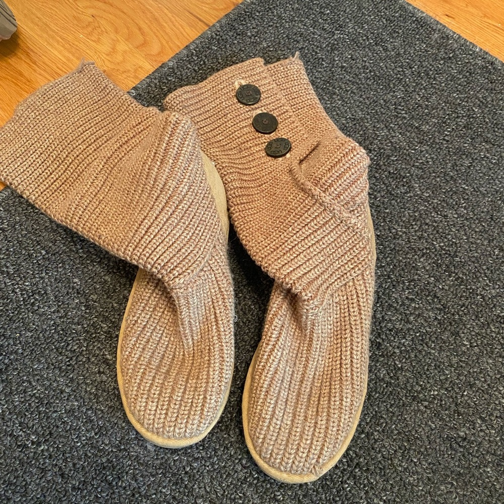 Tan Ugg Boots